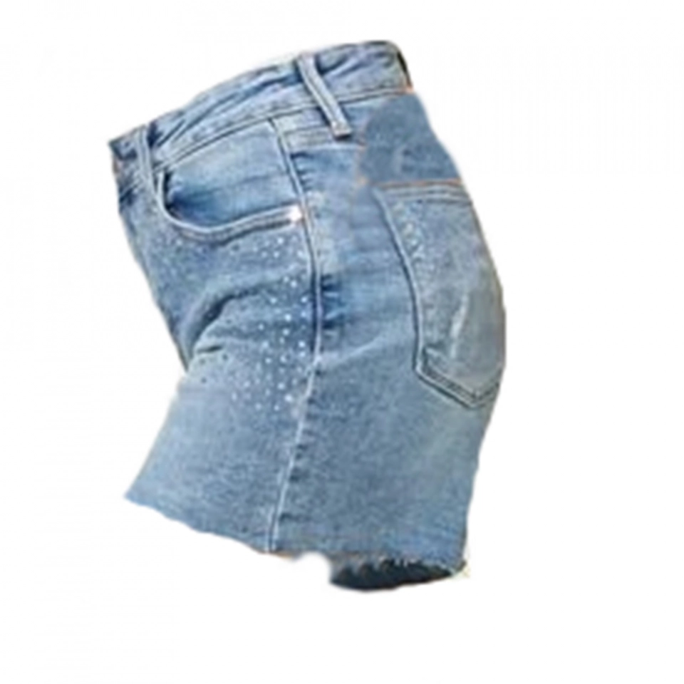 Classic denim shorts that go with everything (2)