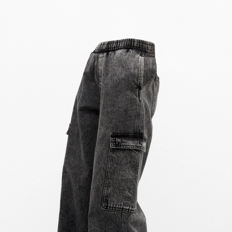Women's Loose Fit Jeans (3)