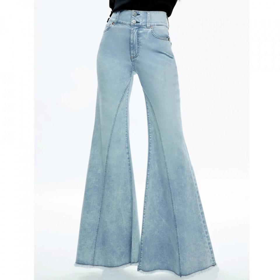 Women's Low-rise, flared jeans