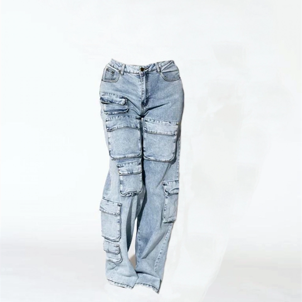 Women's Mini-Cargo Jeans